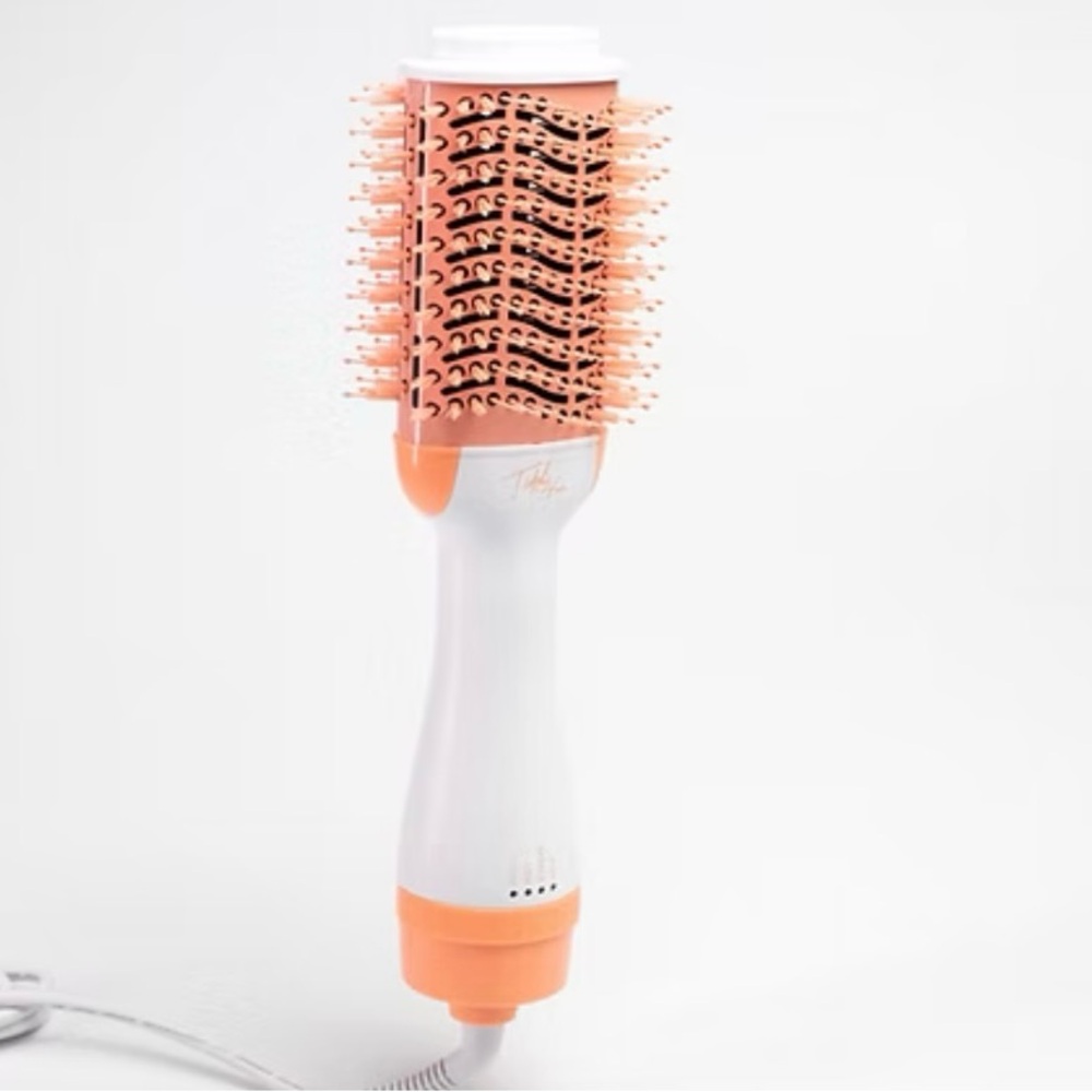 Never Before Used: Tidal Hair Blowout Brush